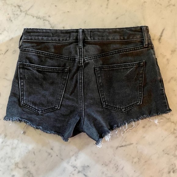 PACSUN Mid Rise Button Fly Black Frayed Short 24 - Picture 2 of 5
